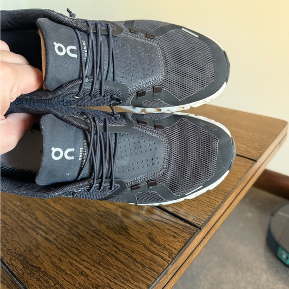 On Cloud 5 Black Women's Running Shoes Size 9.5 - Picture 9 of 14